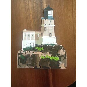 Split Rock Light Two Harbors Minnesota 3D Wood Shelias Charleston S.C. 1996